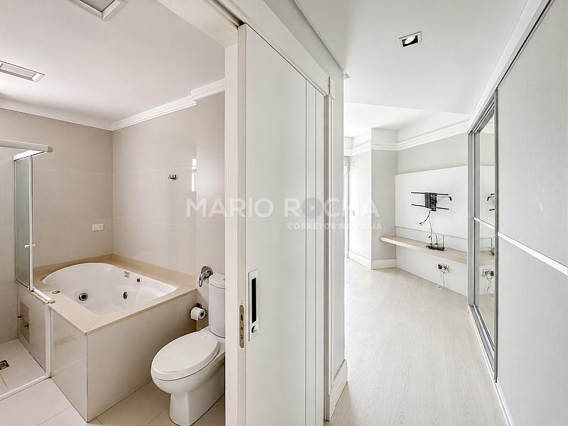 Apartamento � venda no edif�cio Le Classic em Balne�rio Cambori� 45
