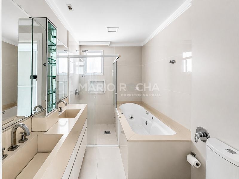 Apartamento � venda no edif�cio Le Classic em Balne�rio Cambori� 46
