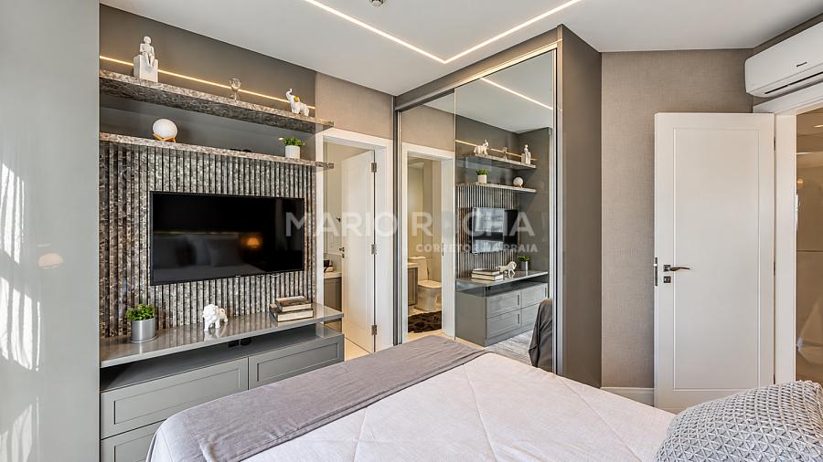 Apartamento � venda no edif�cio New York em Balne�rio Cambori� 31