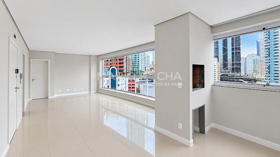 Apartamento � venda no edif�cio Costa Splendida em Balne�rio Cambori� 1