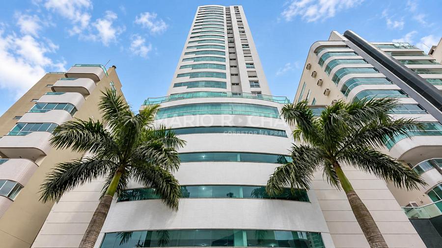 Apartamento � venda no edif�cio Costa Splendida em Balne�rio Cambori� 2