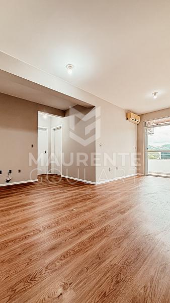 Apartamento com 2 quartos à venda, 71m², 1 banheiro, 1 garagem - Barreiros - São José — foto 3
