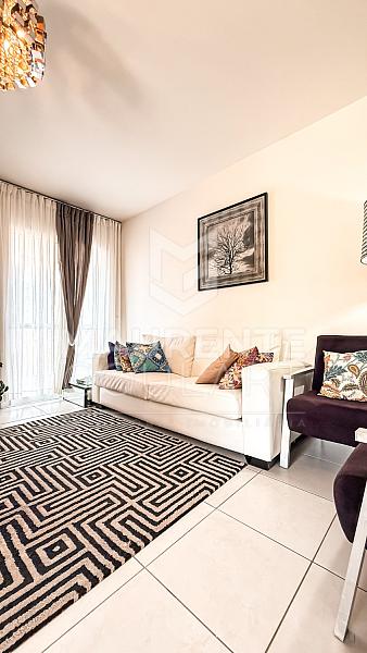 Apartamento com 2 dormit�rios em Coqueiros 1