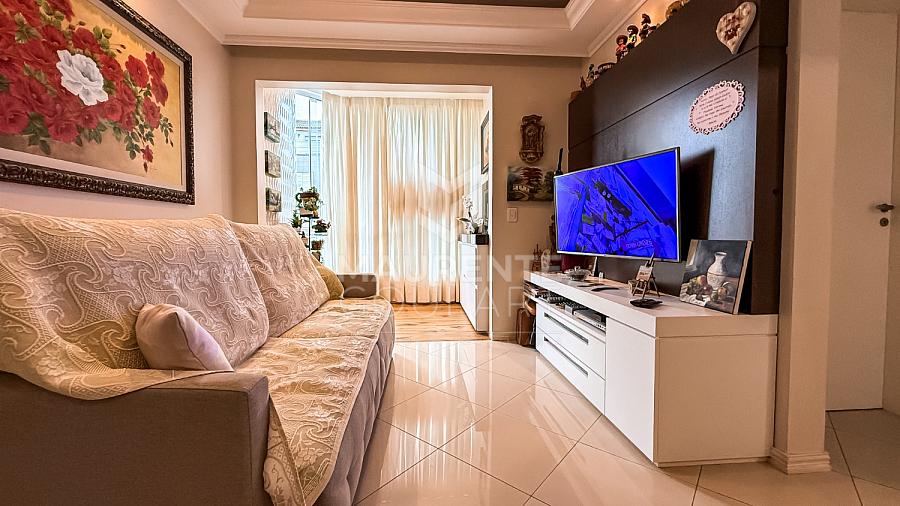Apartamento com 2 dormit�rios em Coqueiros 1