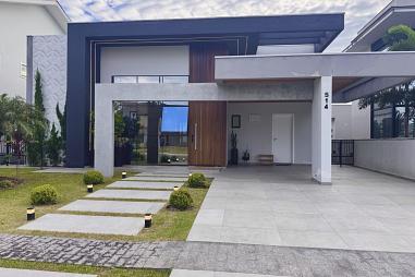 Casa com 3 quartos à venda, 194m², 5 banheiros, 2 garagens - Reta - São Francisco do Sul