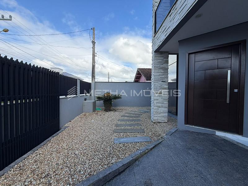 Casa � venda no Itacolomi com 4 quartos 3