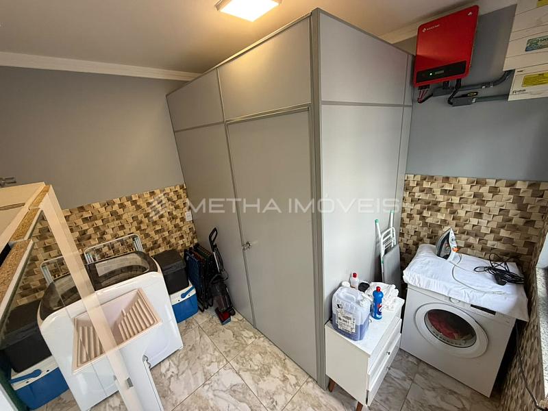 Casa � venda no Itacolomi com 4 quartos 17