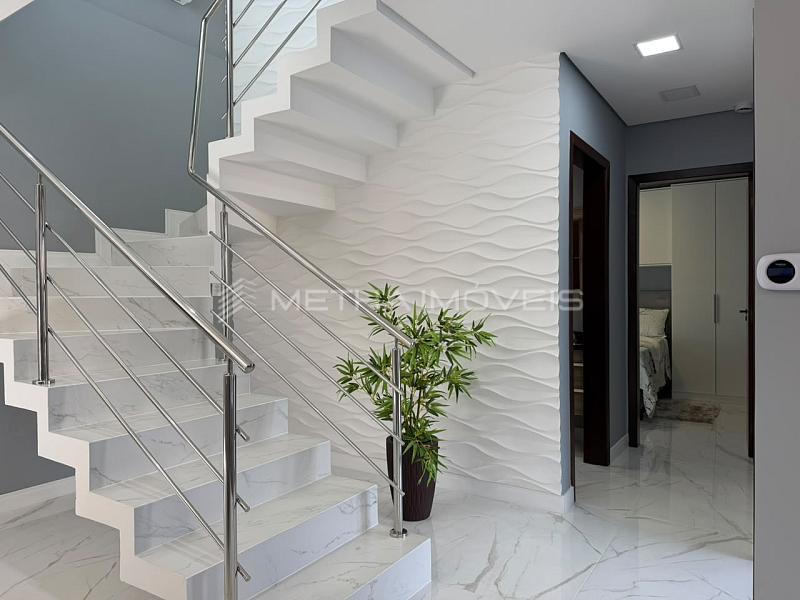Casa � venda no Itacolomi com 4 quartos 22