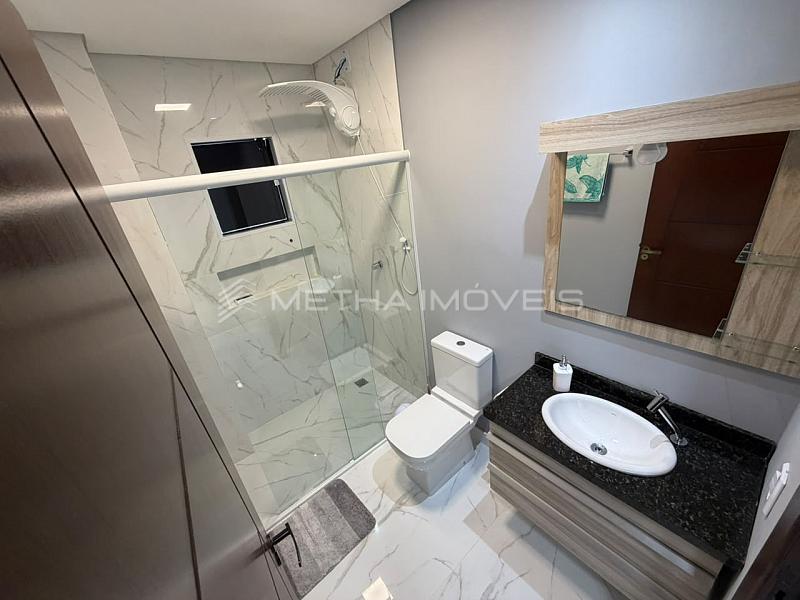 Casa � venda no Itacolomi com 4 quartos 26