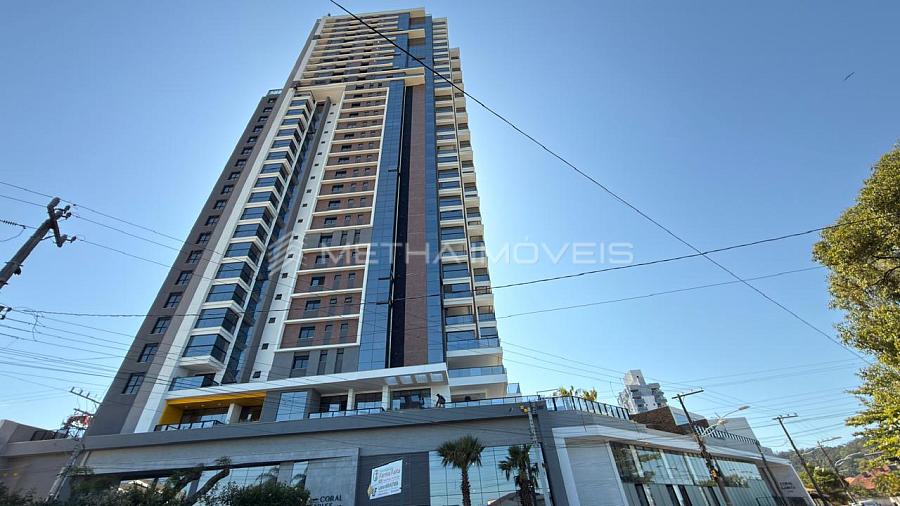 Apartamento � venda no Centro com 3 quartos 1