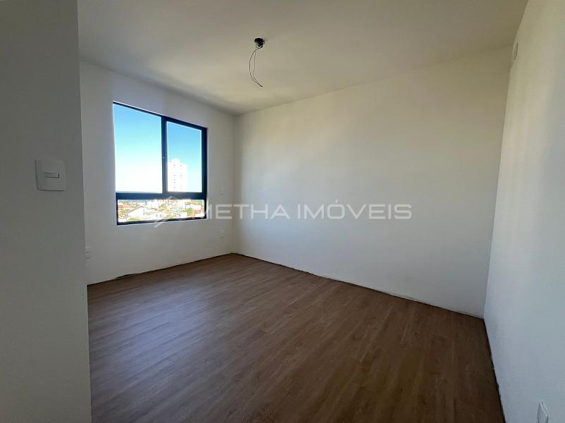 Apartamento � venda no Centro com 2 quartos 13