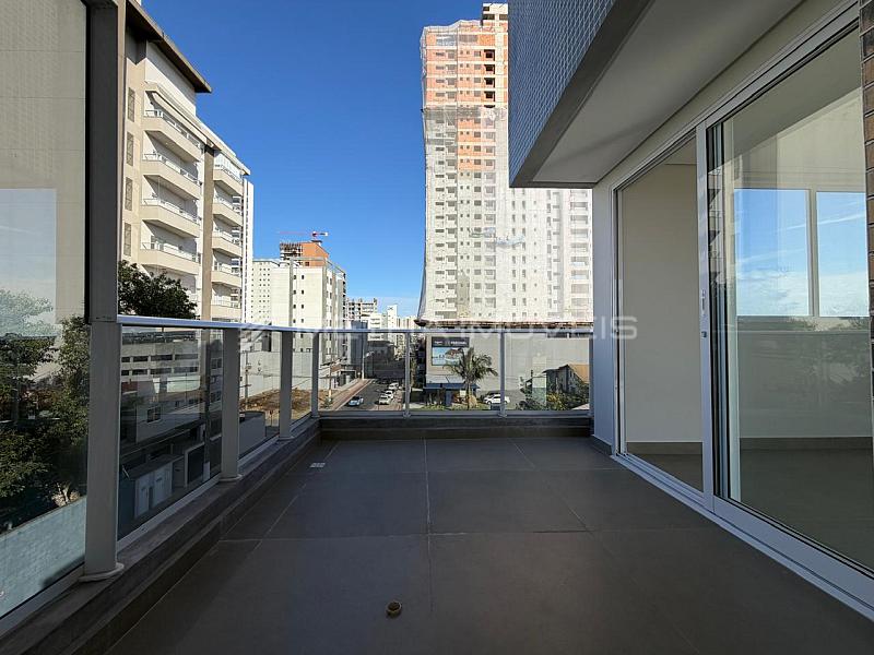 Apartamento � venda no Centro com 3 quartos 11