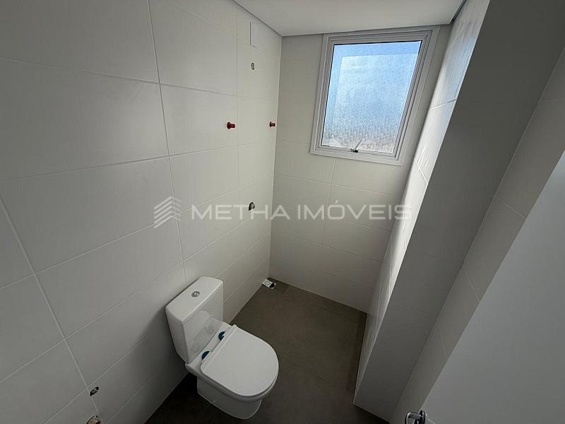 Apartamento � venda no Centro com 3 quartos 26