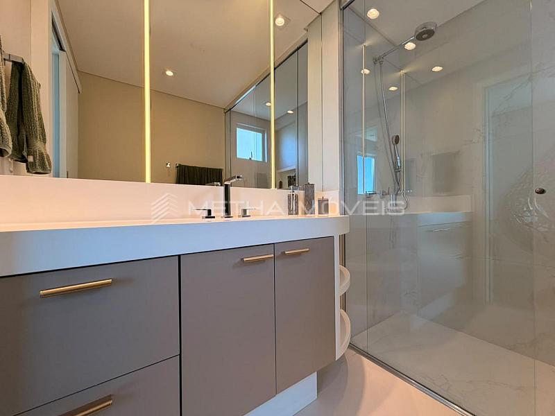 Apartamento � venda no Itacolomi com 4 quartos 45