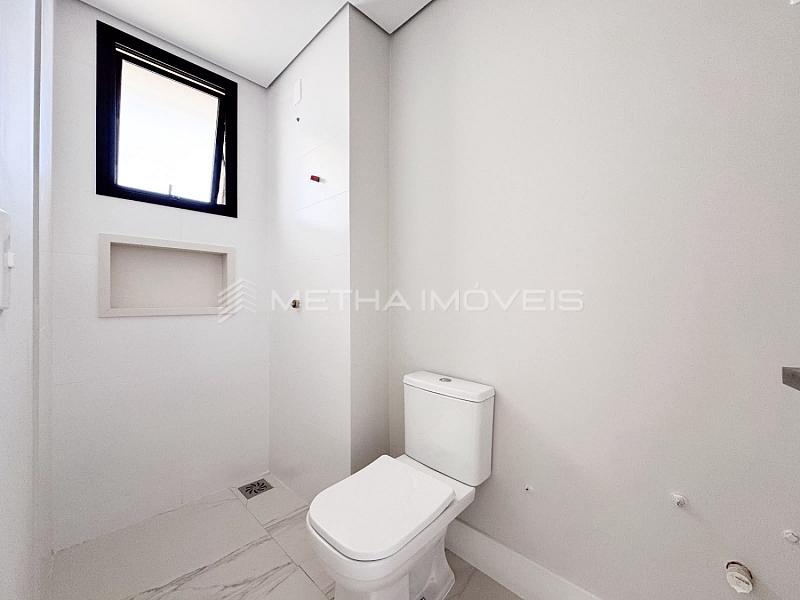 Apartamento � venda no Centro com 3 quartos 25