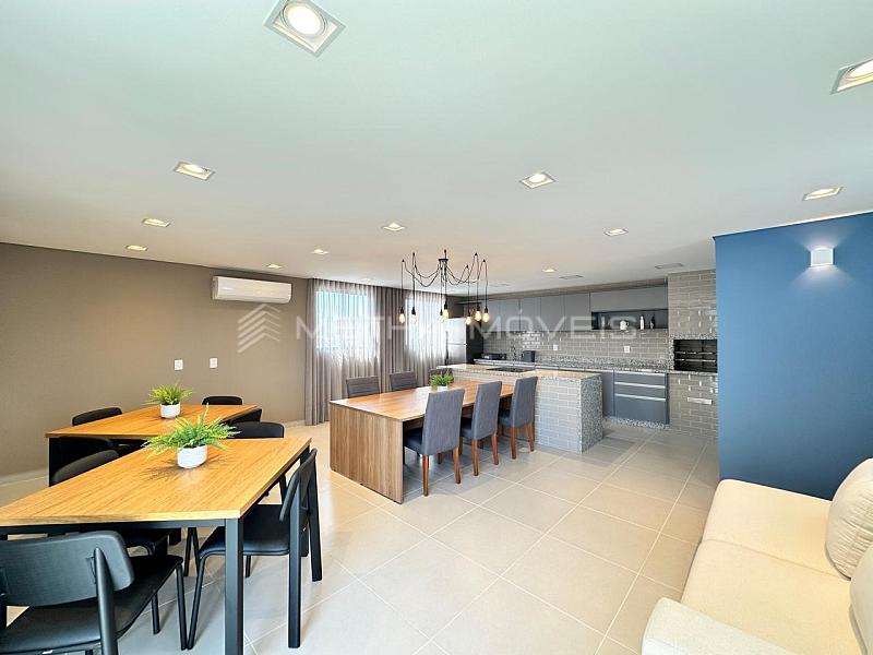 Apartamento � venda no Arma��o com 2 quartos 32