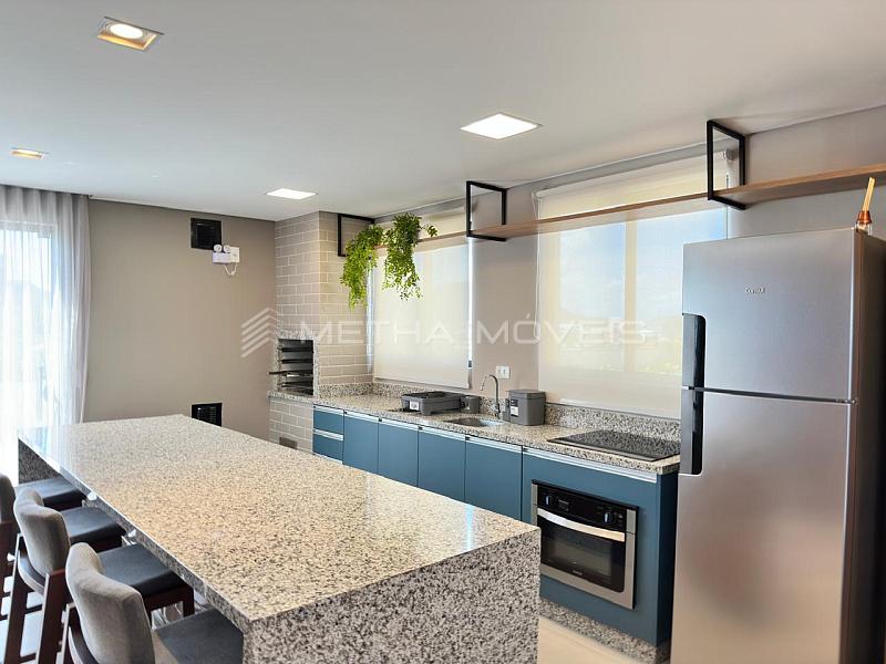 Apartamento � venda no Arma��o com 2 quartos 34