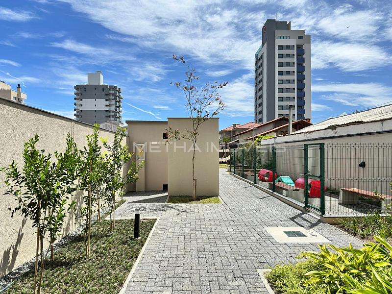 Apartamento � venda no Arma��o com 2 quartos 25