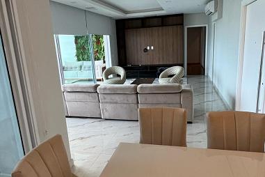 Apartamento com 4 Suites à Venda  em Jardim das Perdizes