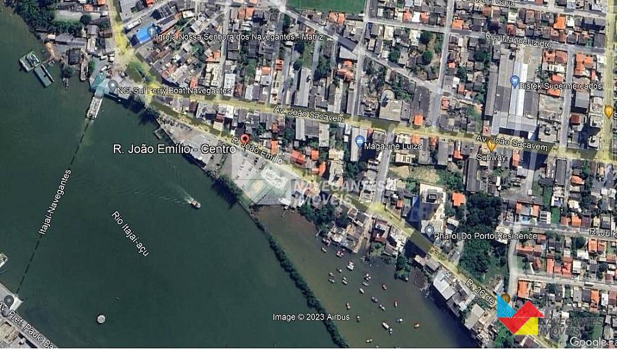 Terreno com casa beira rio centro Navegantes — foto 2