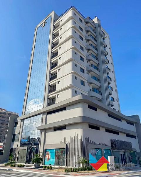 Apartamento com 2 su�tes a 450m do mar no Centro de Navegantes - Opus House Residence 1