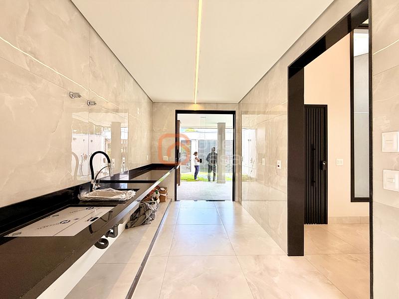 Casa linear com 3 quartos à venda no Santa Amélia — foto 14