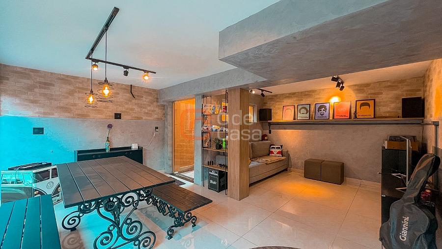 Casa geminada com 3 quartos � venda no Paquet� 1