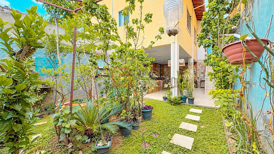 Casa com 3 quartos � venda no Copacabana 1