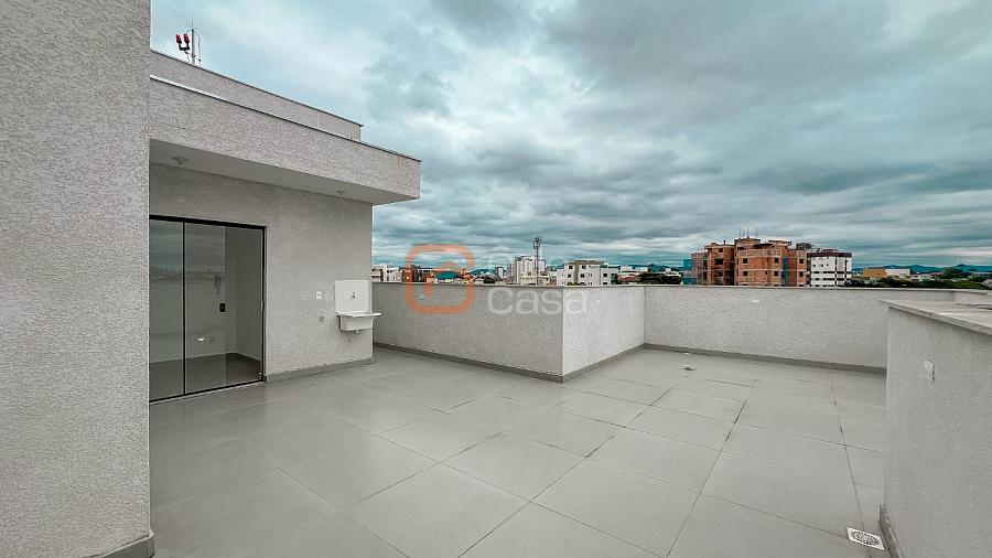 Cobertura com 3 quartos e elevador � venda no Santa Branca 1
