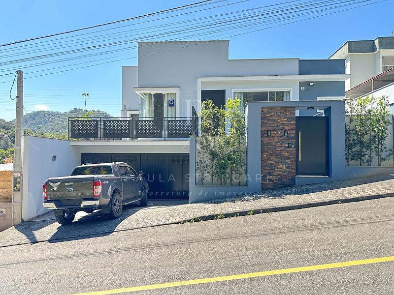CASA COM PISCINA E 3 QUARTOS NO TR�S RIOS DO NORTE 1