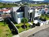 CASA COM 3 SU�TES, PISCINA E PORTEIRA FECHADA NO BAIRRO AMIZADE 8