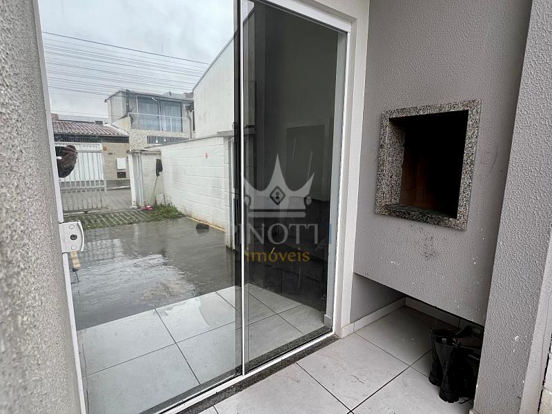 Loca��o no Santa Regina em Itaja� com 2 Quartos, T�rreo e �tima Localiza��o 2