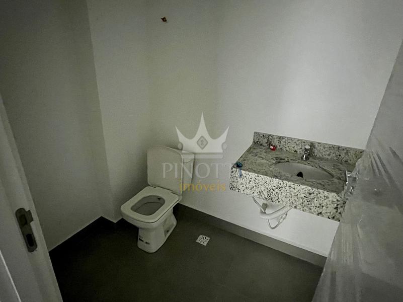 No Centro de Itaja�, espa�o comercial no Itabela Center 7