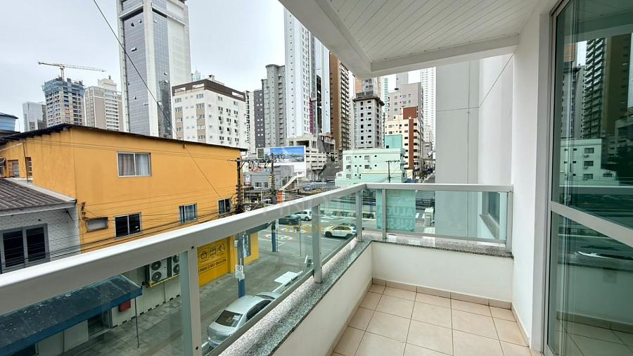 Apartamento Semimobiliado | 2 dormit�rios | Bairro Na��es | Balne�rio Cambori� 2