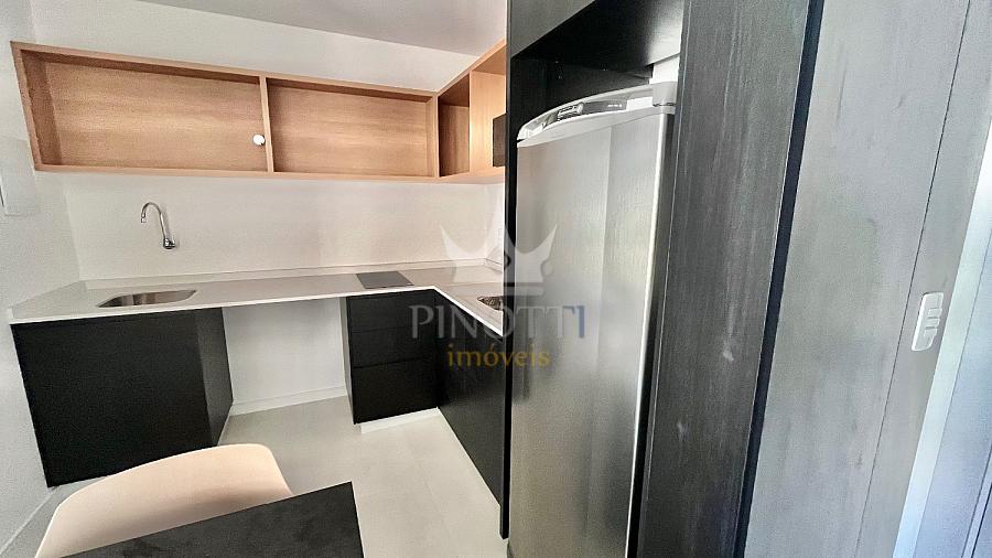 Loft Mobiliado para Alugar no Centro de Itaja� com 1 Vaga 2