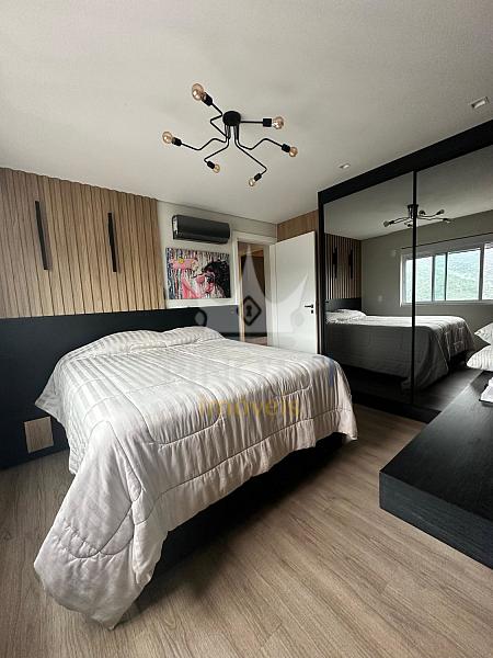 Apartamento com 2 Su�tes e Vista Panor�mica 8