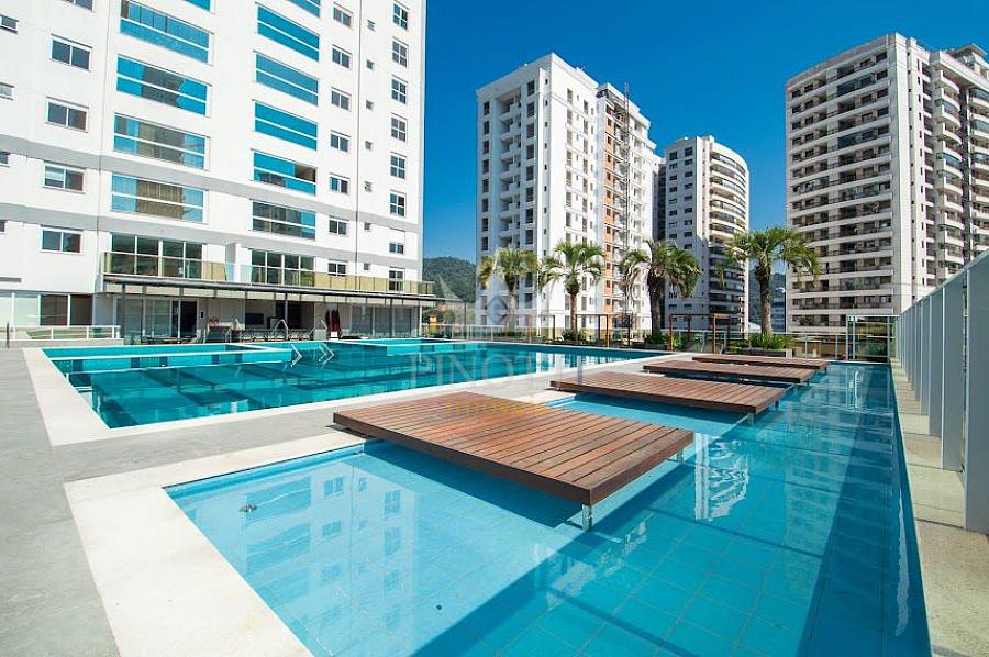 Apartamento com 2 Su�tes e Vista Panor�mica 19