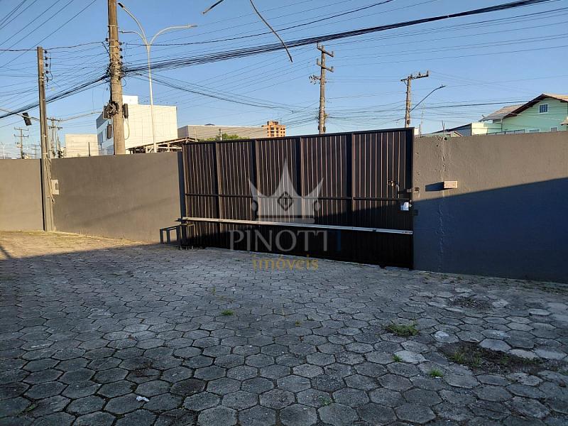 Im�vel comercial para alugar em Cordeiros, Itaja� | 670 m� 15
