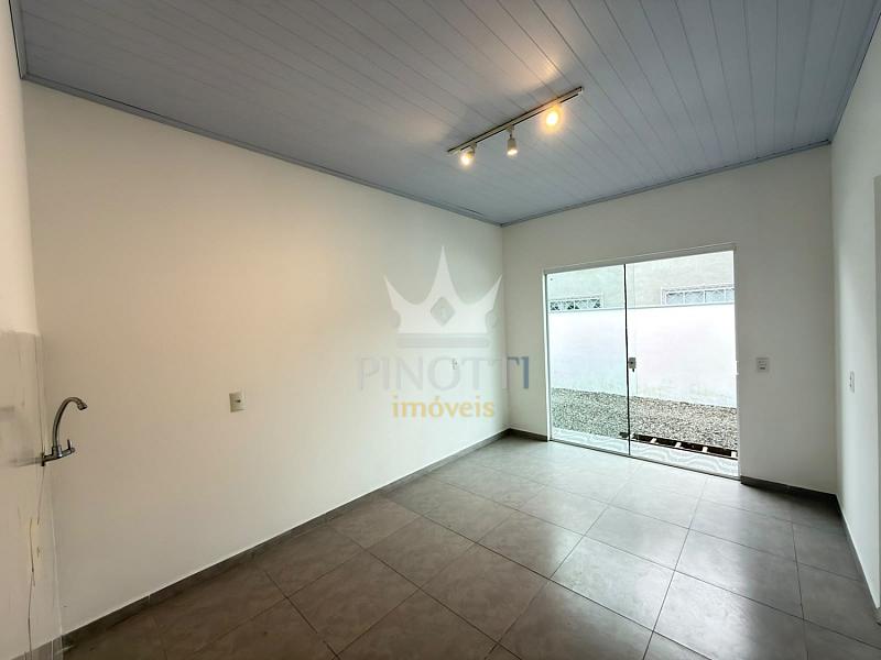 Casa Geminada para loca��o | 2 dormit�rios | Bairro Cordeiros - Itaja� SC 2