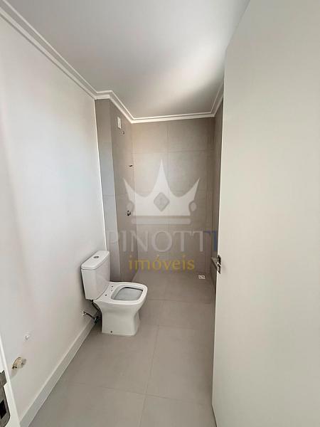 Apartamento com 3 dormit�rios e 2 vagas � venda em Itaja� 12