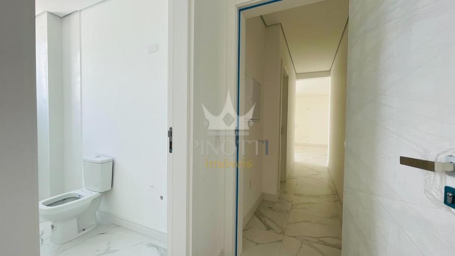Apartamento com 2 su�tes e 2 vagas � venda em Itaja� 7