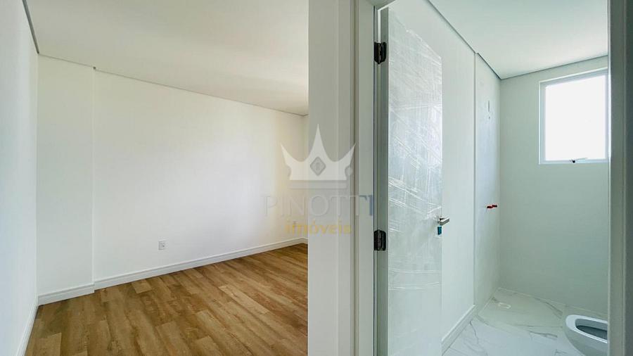 Apartamento com 2 su�tes e 2 vagas � venda em Itaja� 9
