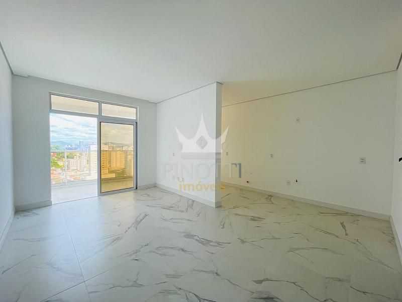 Apartamento com 2 su�tes e 2 vagas � venda em Itaja� 16