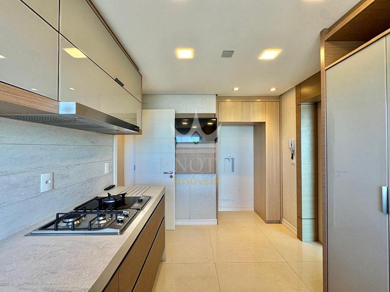 Vista Mar Definitiva no Bairro Fazenda, Itaja� | 132 m�, 2 Su�tes, Mobiliado e 2 Vagas 6