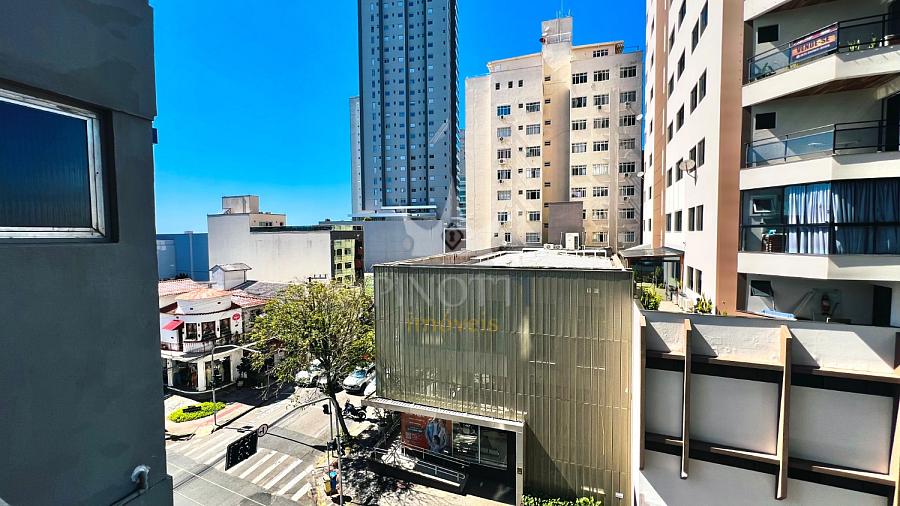 140 m� no Centro de Itaja� | 3 dormit�rios, su�te e uma linda vista 4