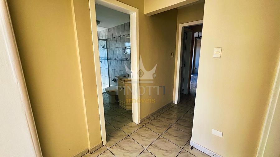140 m� no Centro de Itaja� | 3 dormit�rios, su�te e uma linda vista 12