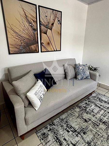 Casa mobiliada com 2 su�tes, 2 kitnets e terreno de 310 m� na Rua Nepal 19