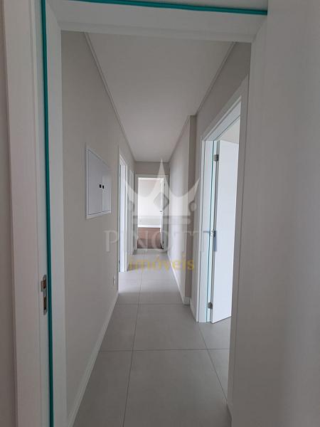 Apartamento no Centro de Itaja� com 3 dormit�rios, su�te e 2 vagas de garagem 7