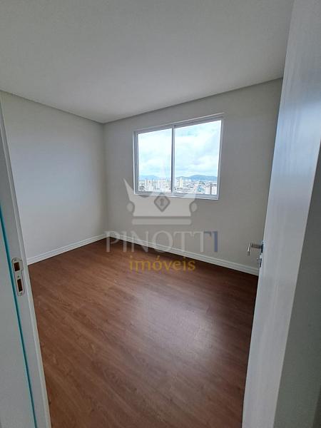 Apartamento no Centro de Itaja� com 3 dormit�rios, su�te e 2 vagas de garagem 9