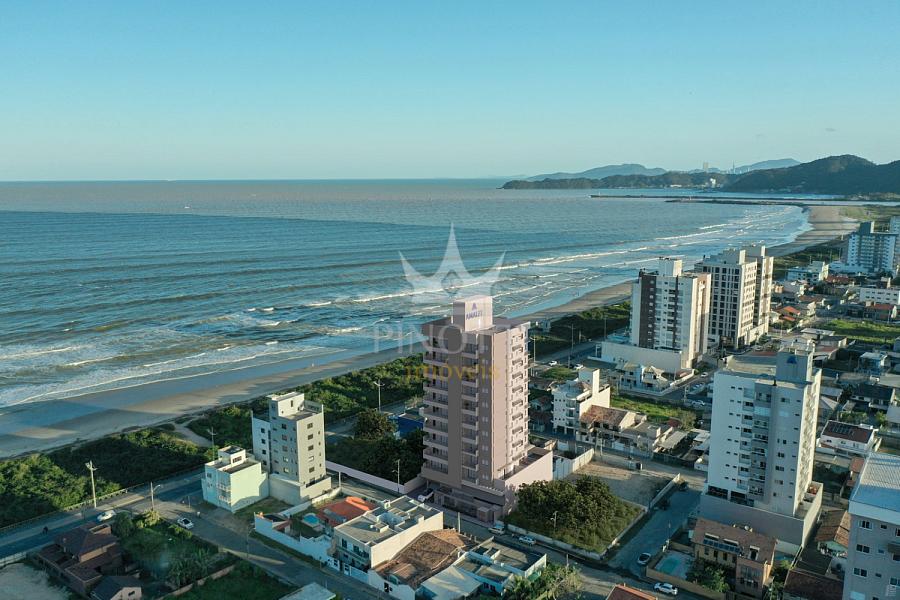 Apartamento � venda em Navegantes com 3 dormit�rios, su�te e lazer completo 3
